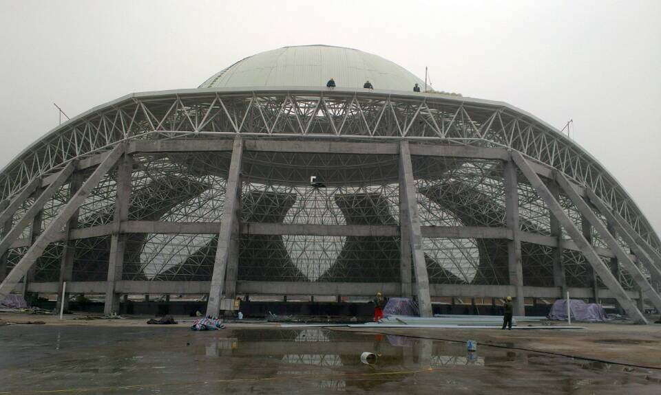 那曲温泉馆网架工程